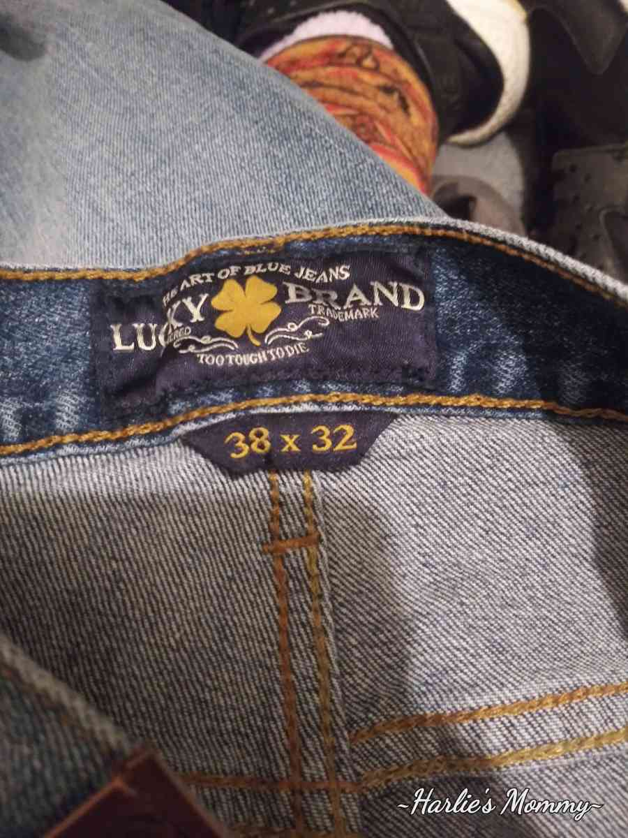 LUCKY BRAND blue jeans