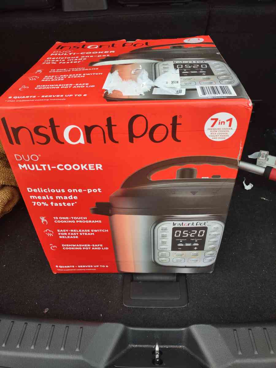 Insta Pot 7n1 Pressure Cooker
