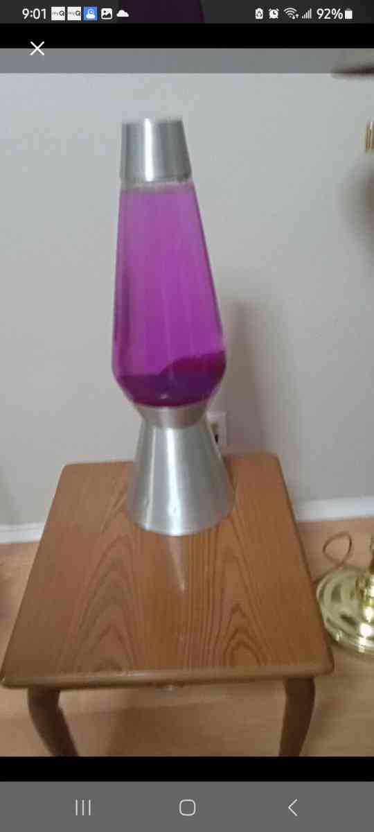 Lava lamp 27 inches tall