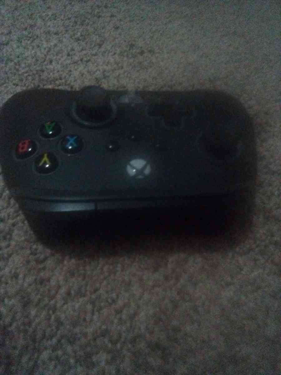 wired Xbox controllers