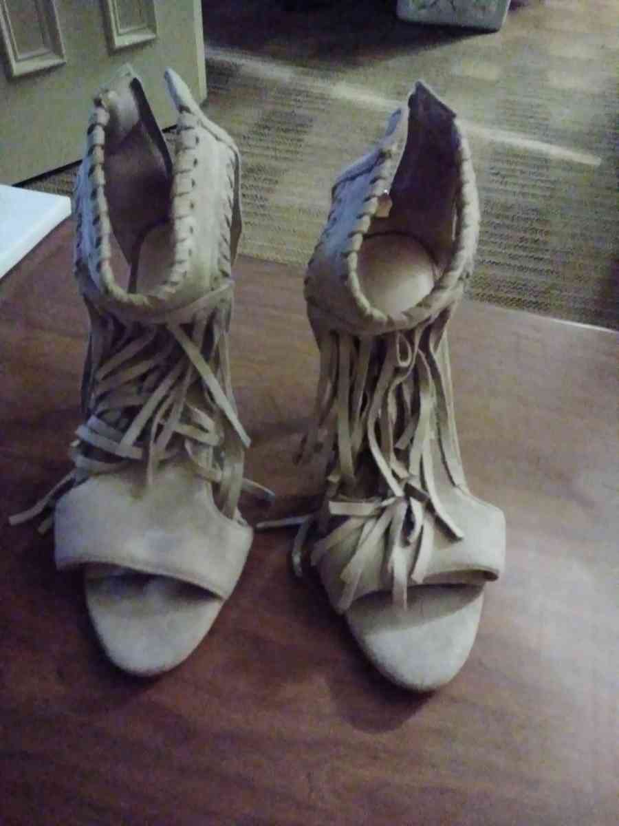 swade heels 8