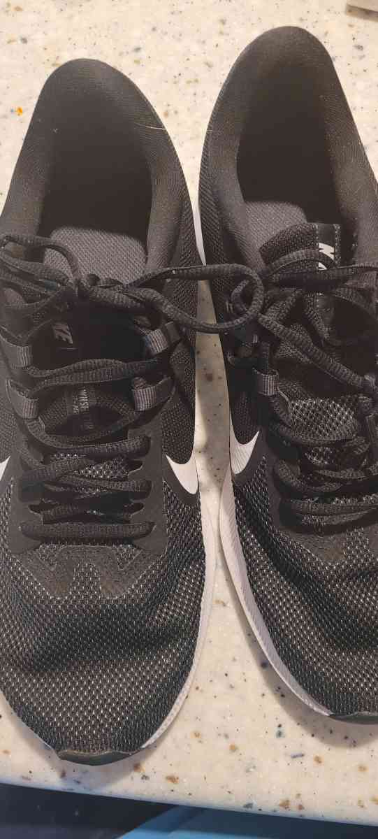 Nike Sneakers Size 11