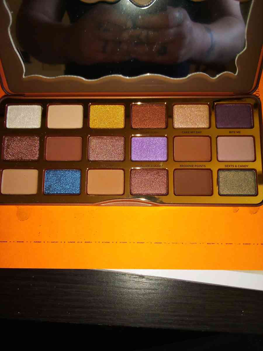Too Faced better than chocolate palette