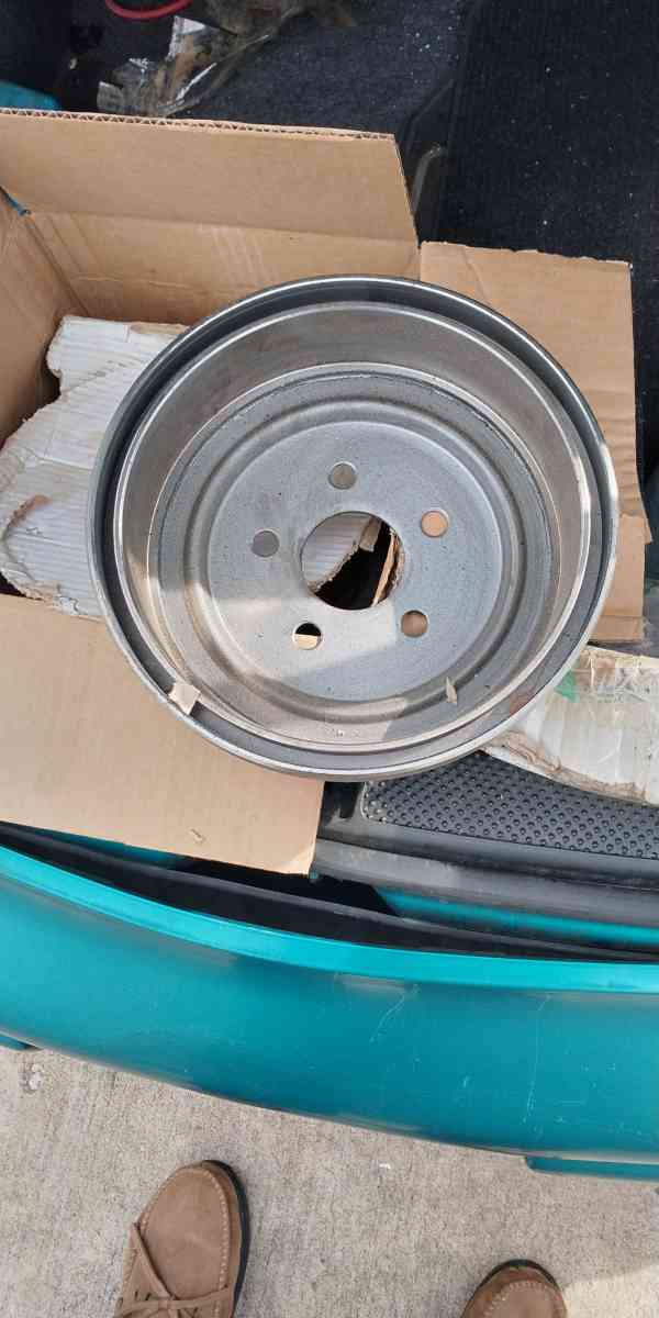 98 caviler 10 inch brake drums brand new still in the box