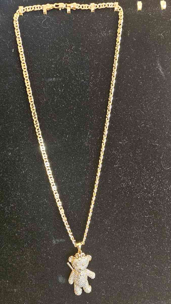 neckless with pedant 20 inch