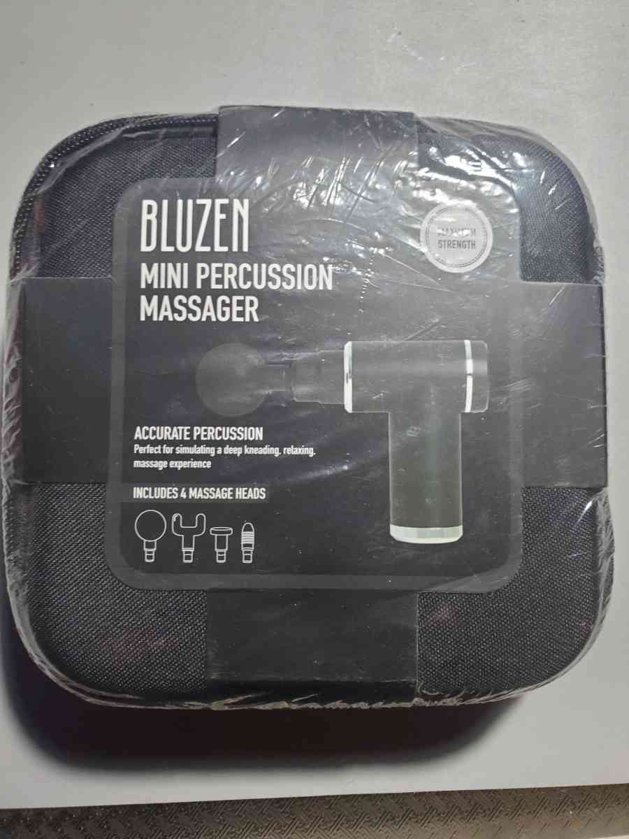 messager - Riverside, California - FleaMarketBay