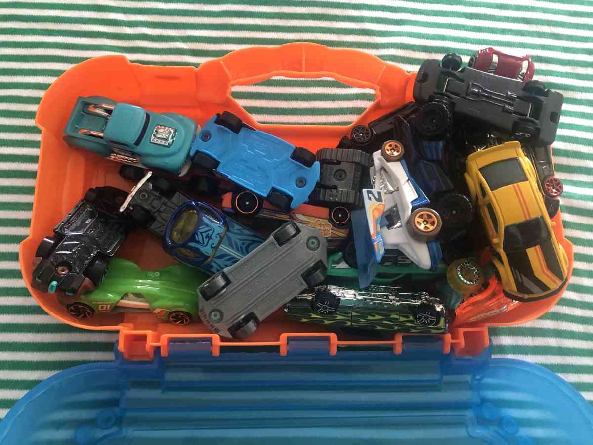 lot of toys Hot Wheels cars
