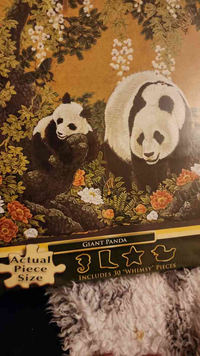 300 piece Giant Panda  puzzle