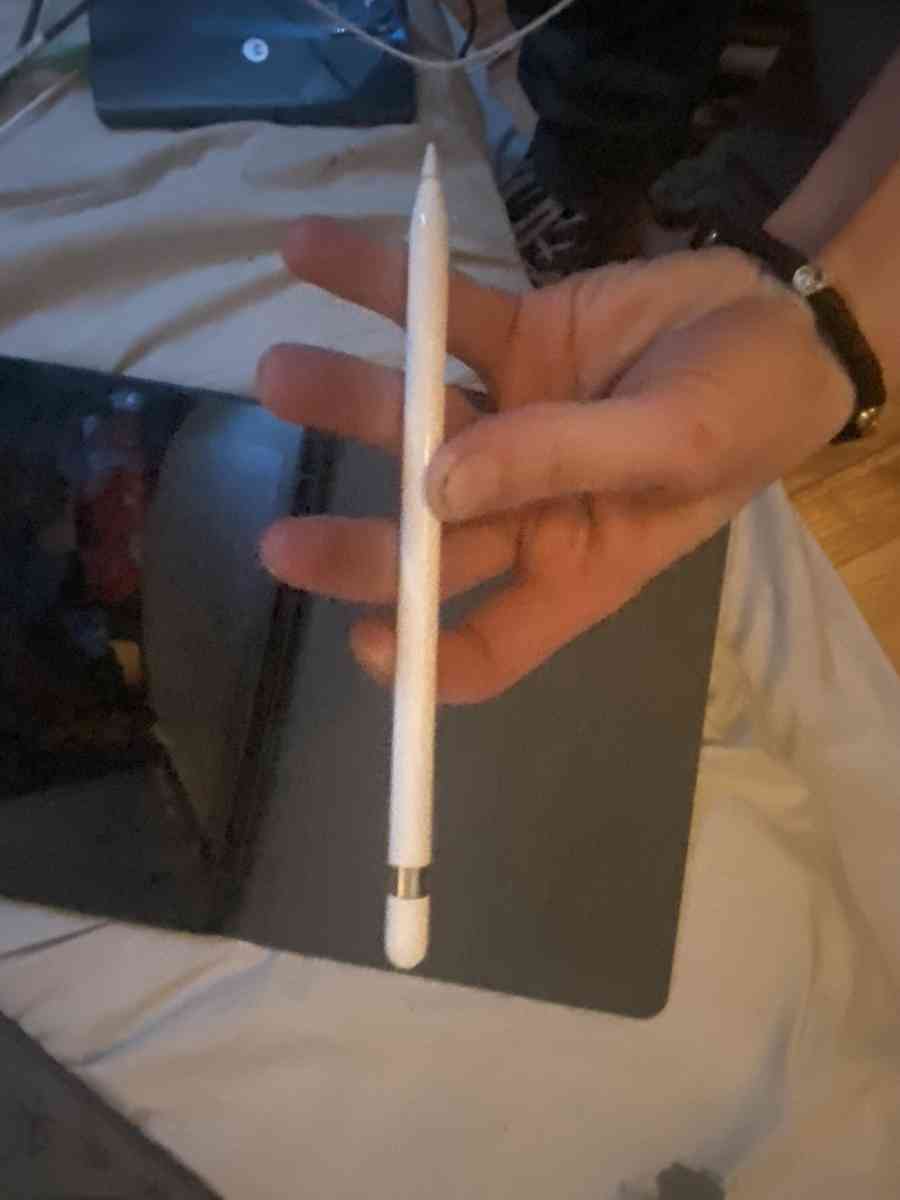 ipad 9th generation with apple pencil and case