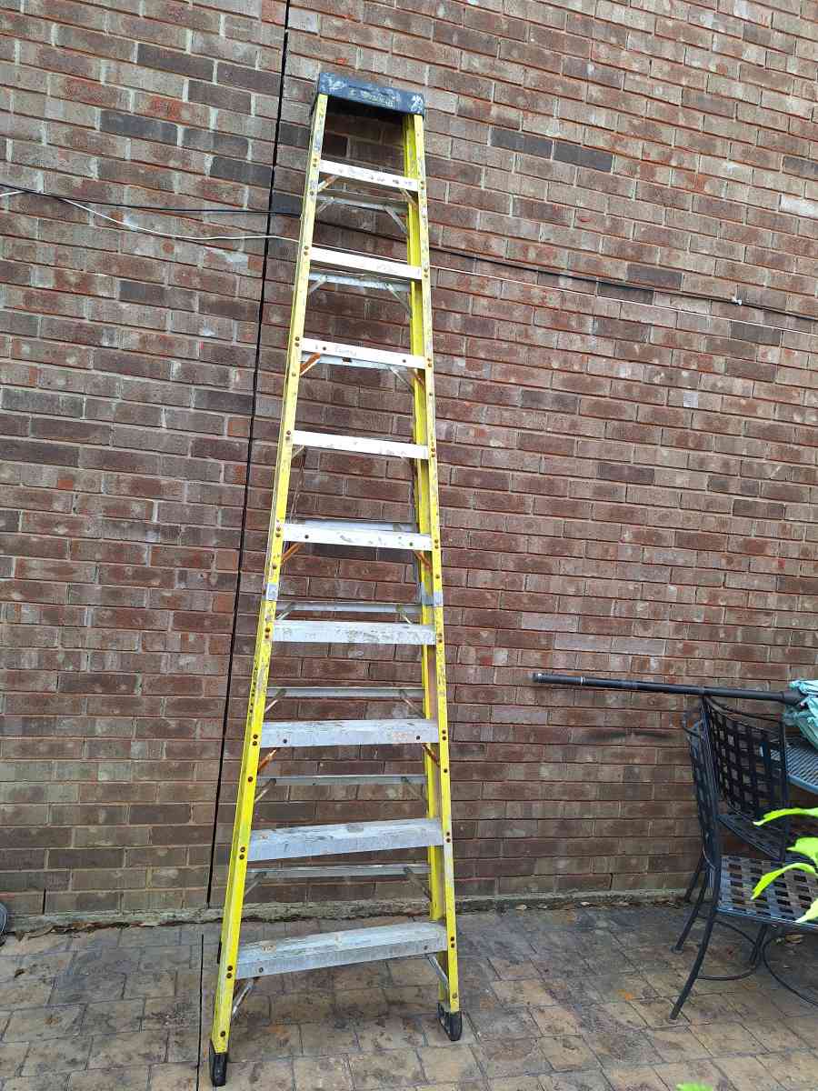 ladder 10ft sale