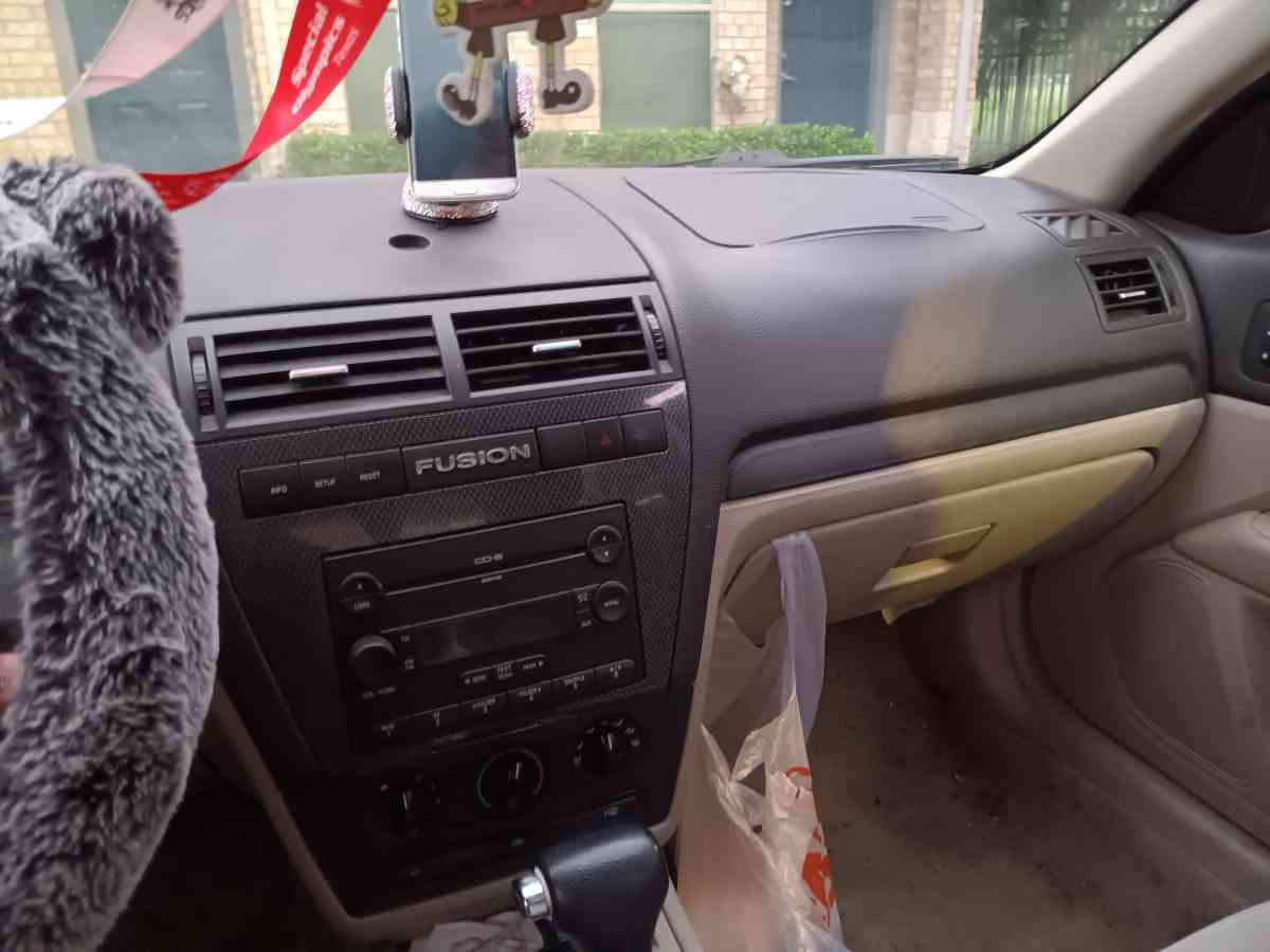 Good car 2007 Ford Fusion SE - Dallas, Texas - FleaMarketBay