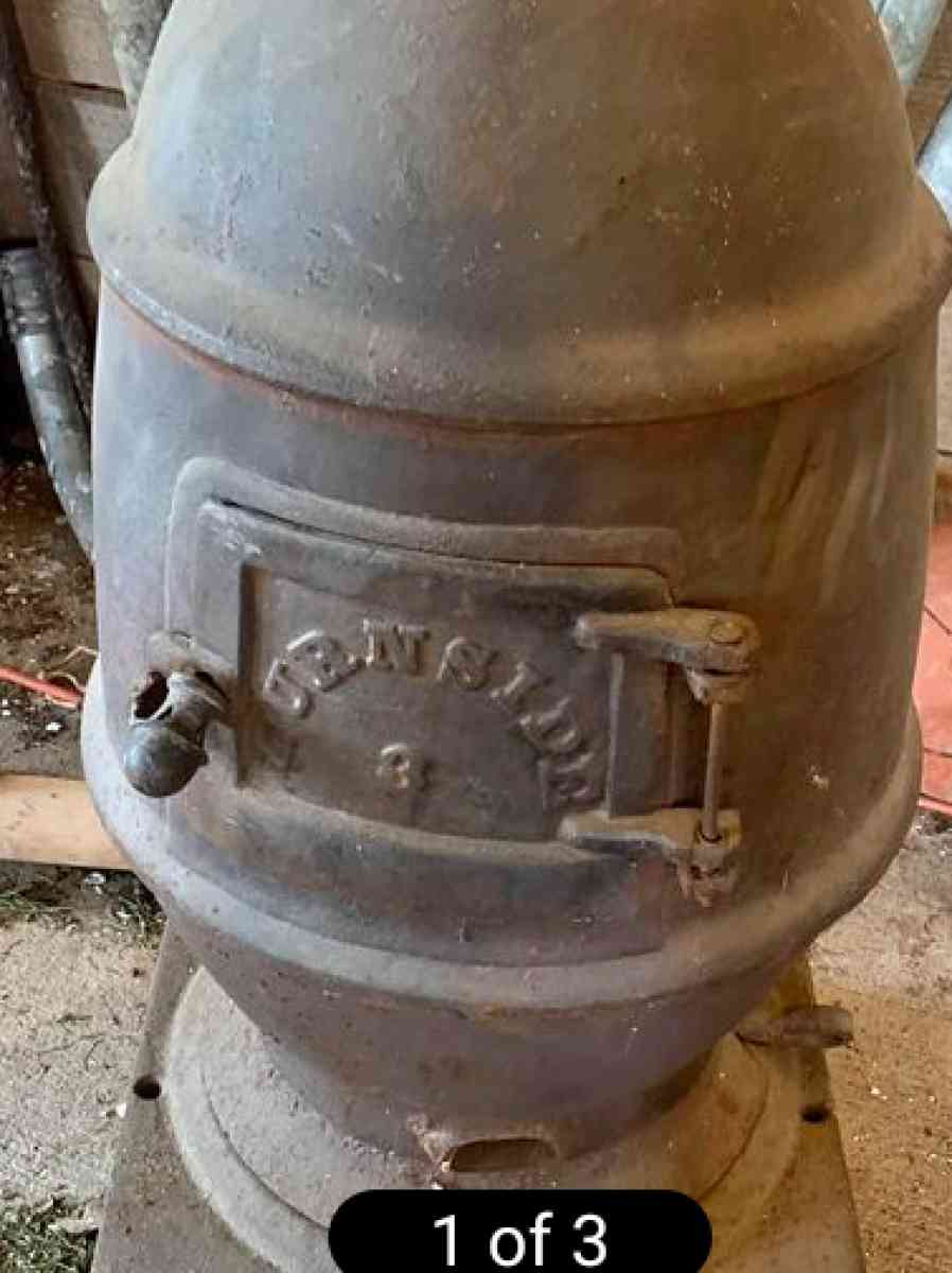 wood stove vintage with accessories
