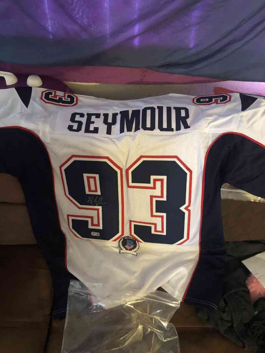 Richard Seymour signed jersey