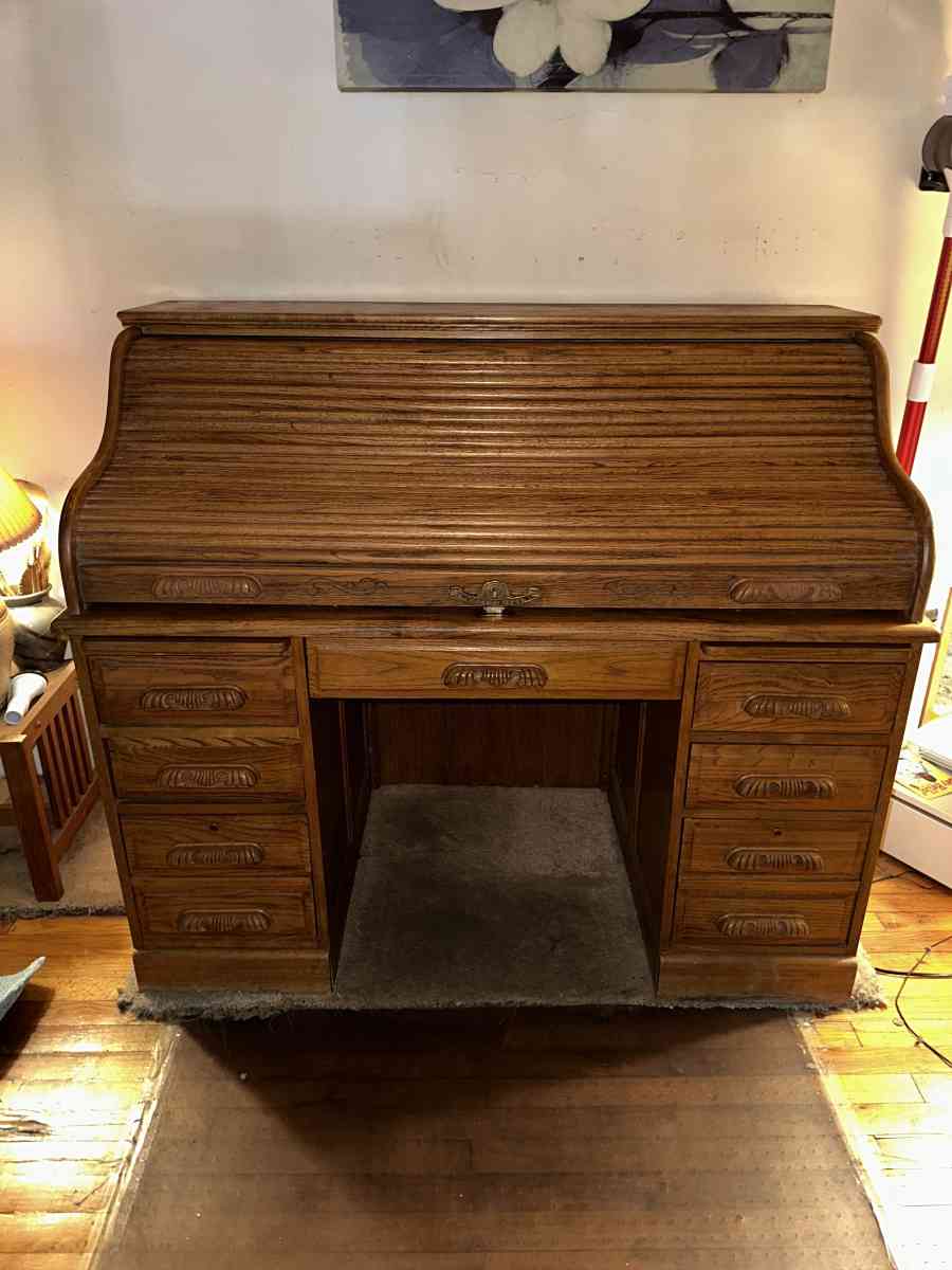 Vintage RollTop Desk with Chair
