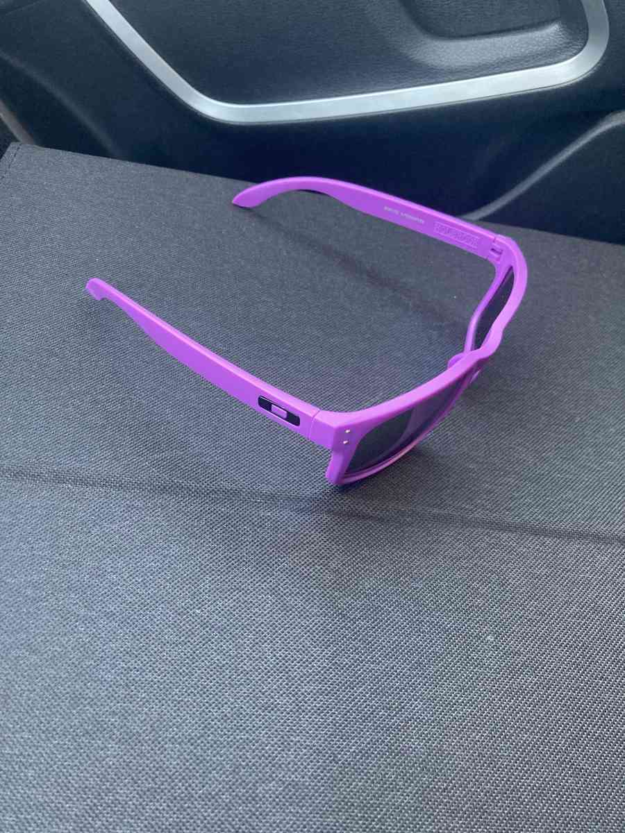 Holbrook Oakley Sunglasses - Panama City, Florida - FleaMarketBay