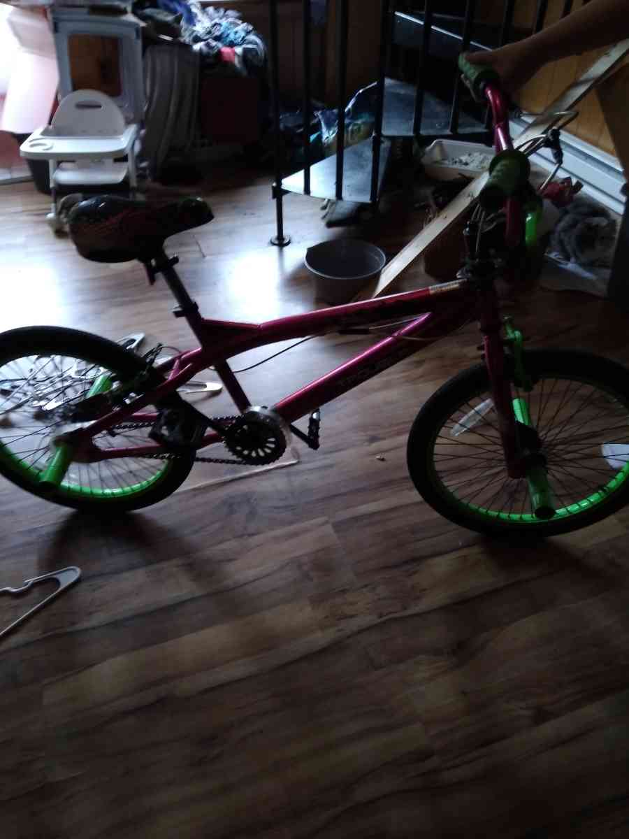 20in freestyle bike - Webster, Massachusetts - FleaMarketBay