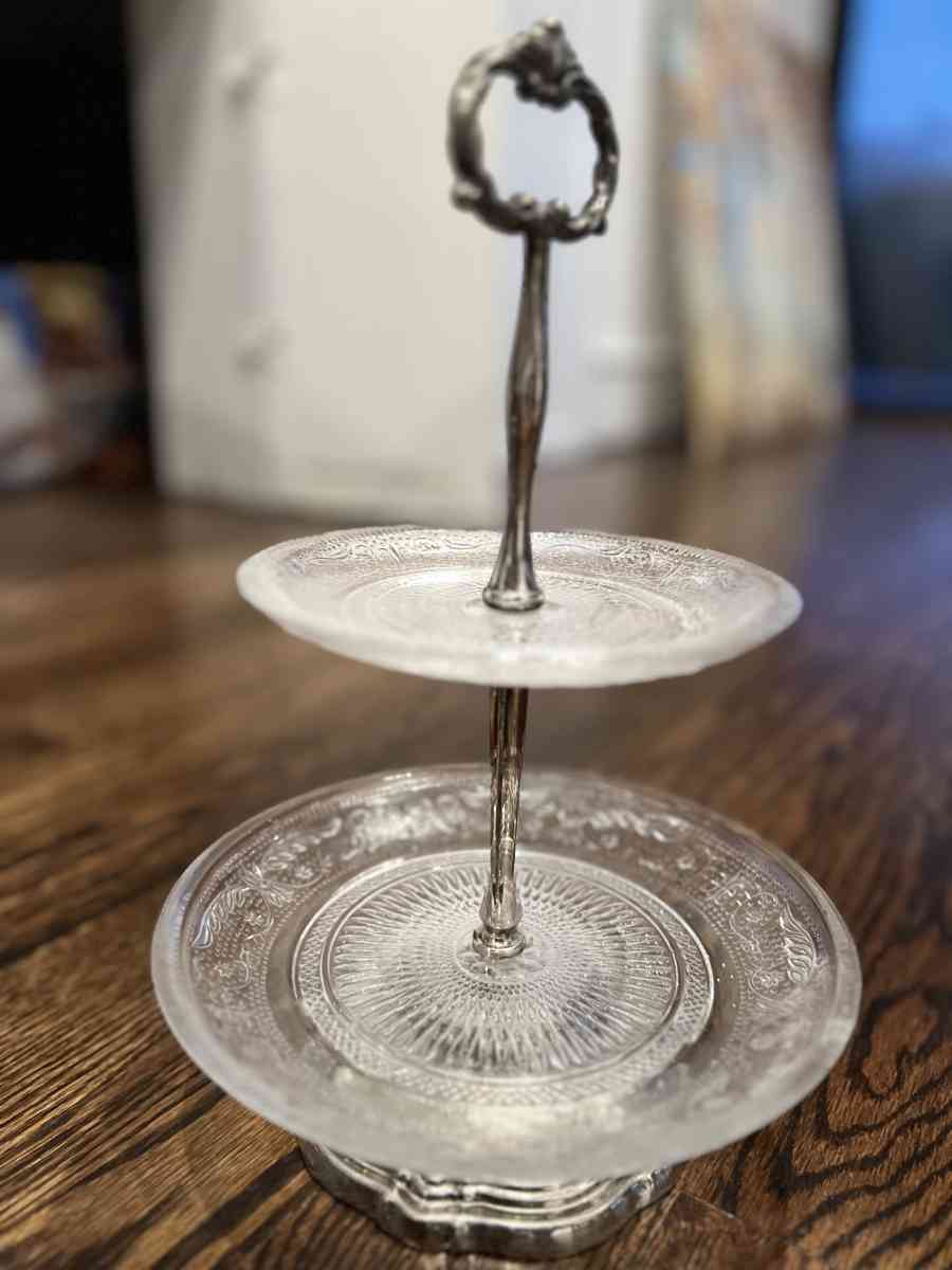2 Layer Glass Stand for desserts