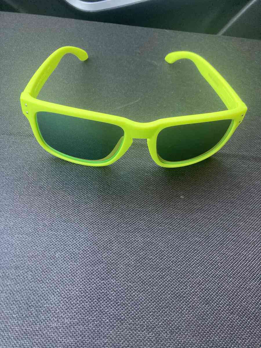 Holbrook Oakley Sunglasses - Panama City, Florida - FleaMarketBay