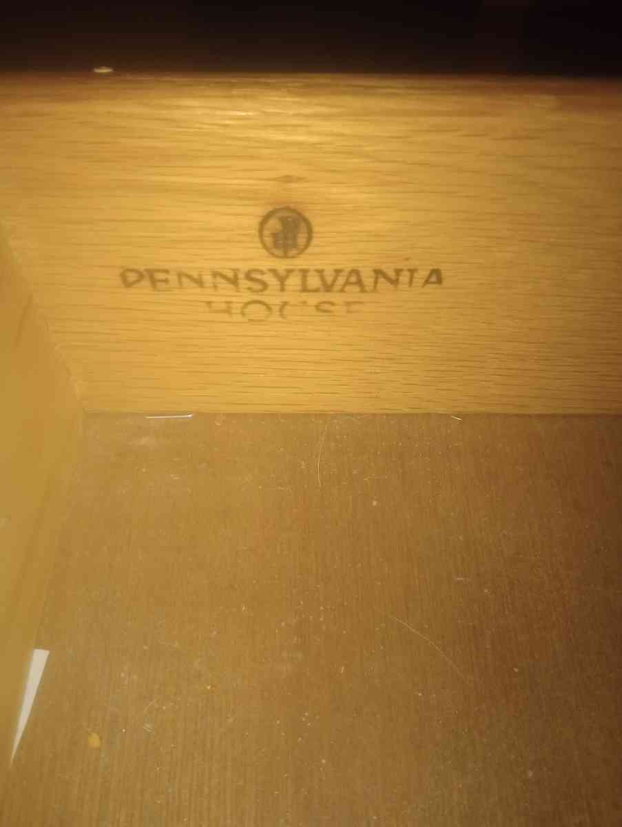 Pennsylvania House secretary desk - Dayton, Ohio - FleaMarketBay