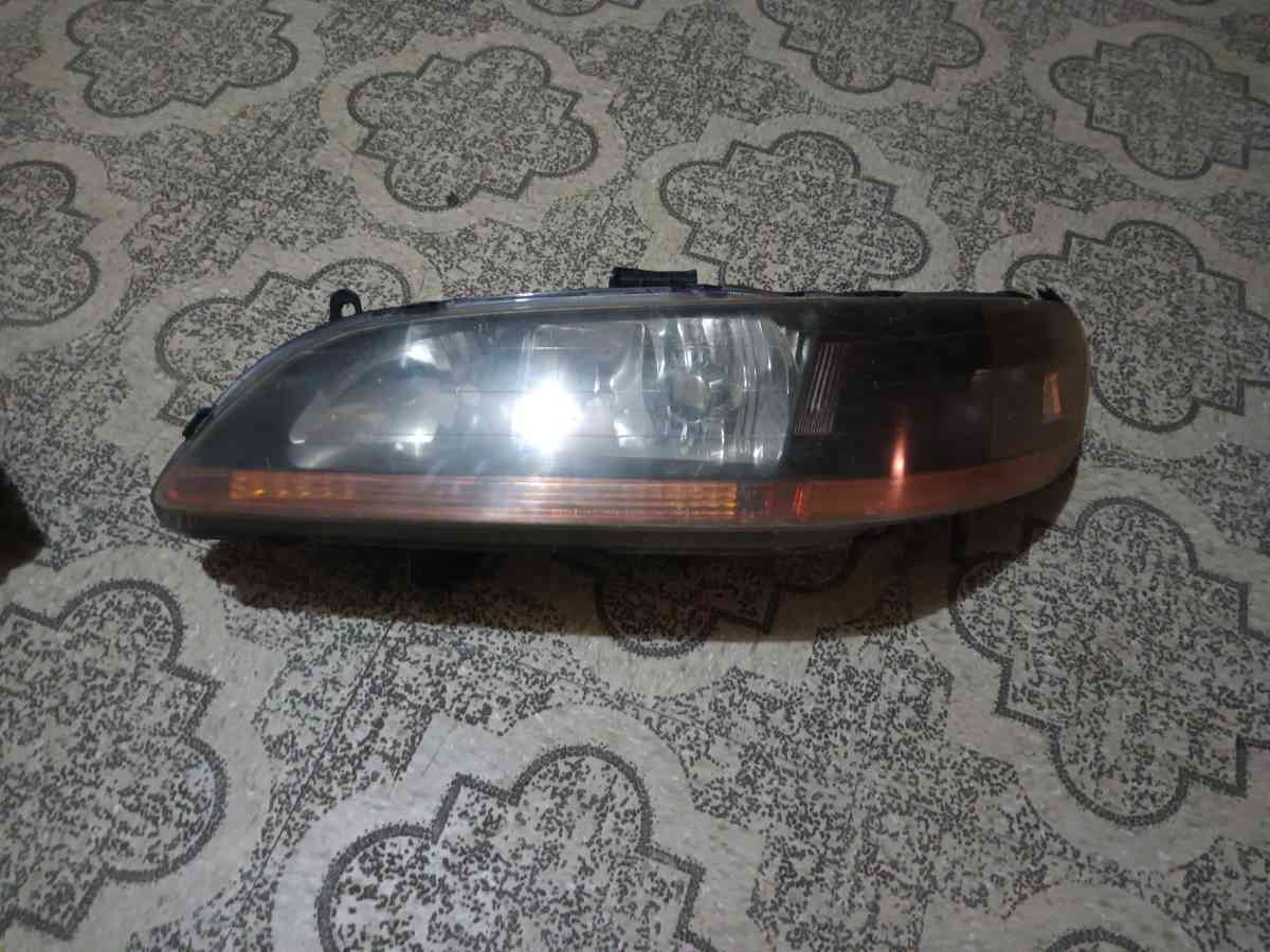 Honda Accord Right  Left Front Headlig