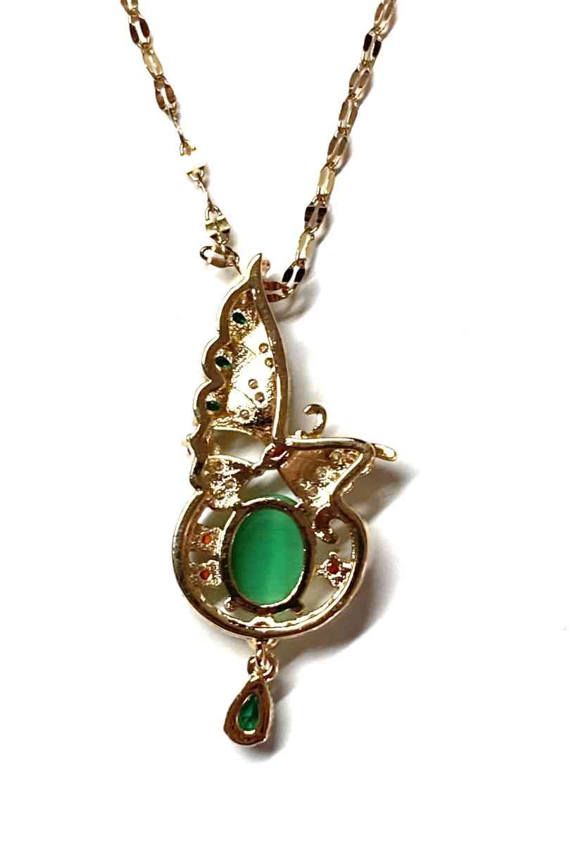 green Jade jadeite cat eye butterfly bird Cubic pendant