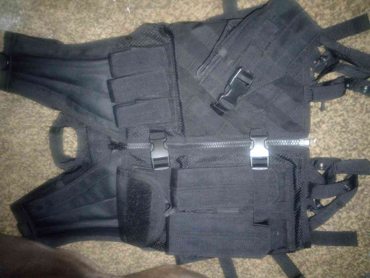 police aka airsoft tac vest - Dayton, Ohio - FleaMarketBay