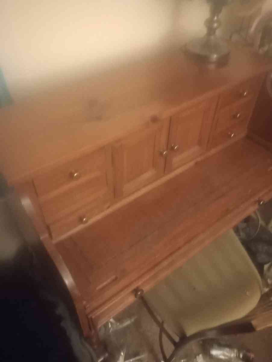 Pennsylvania House secretary desk - Dayton, Ohio - FleaMarketBay