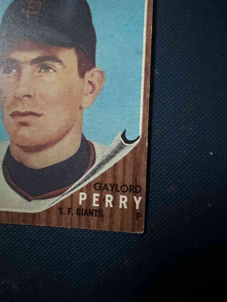 Gaylord Perry Baseball Card Topps 199