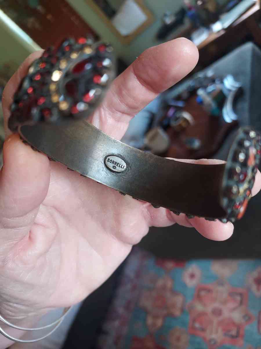 sorrelli cuff hand set crystals Vintage  against bronze - Albuquerque, New Mexico - FleaMarketBay