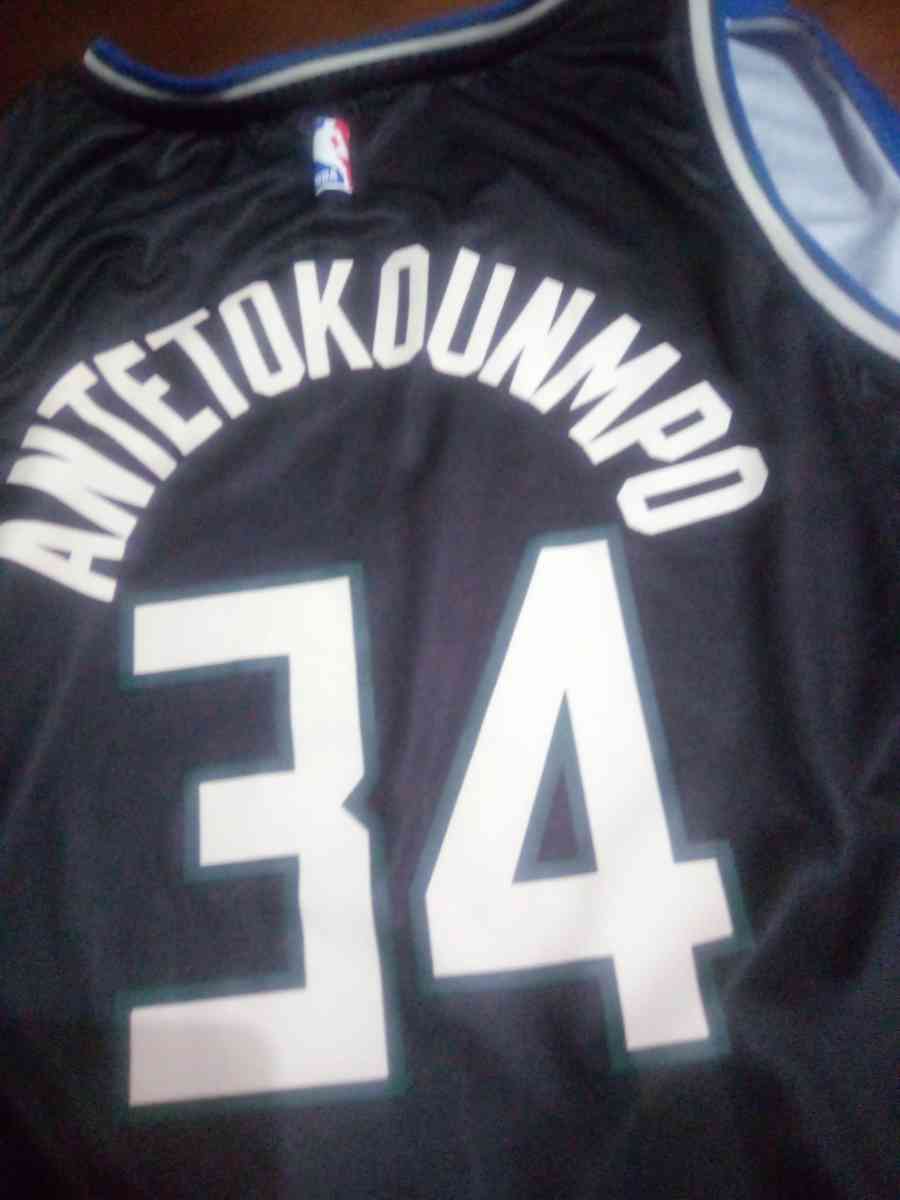 Milwaukee bucks  NBA fanatics brand New Jersey