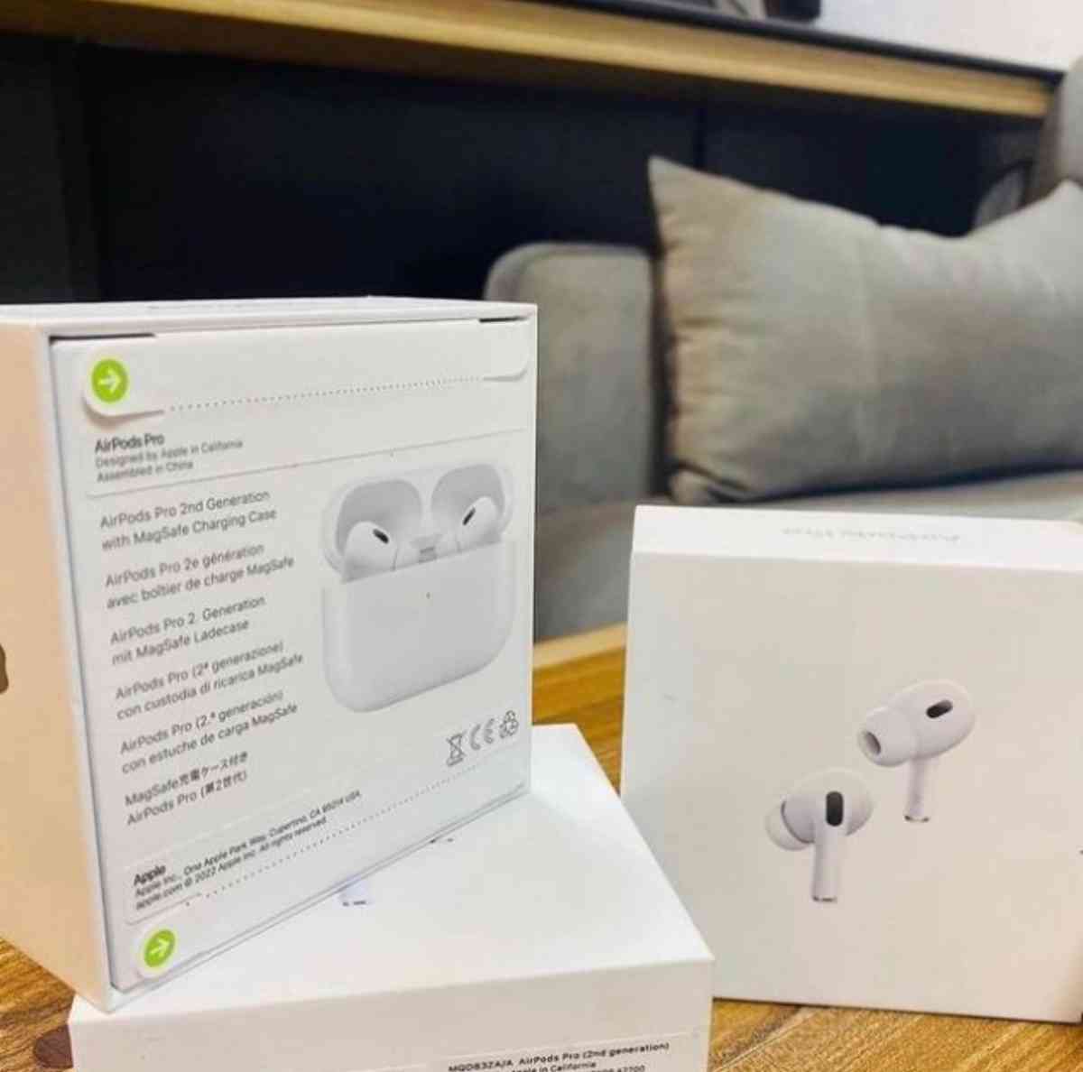 Apple AirPods 2nd gen