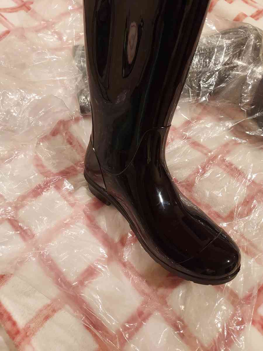 Ugg boot - Albuquerque, New Mexico - FleaMarketBay