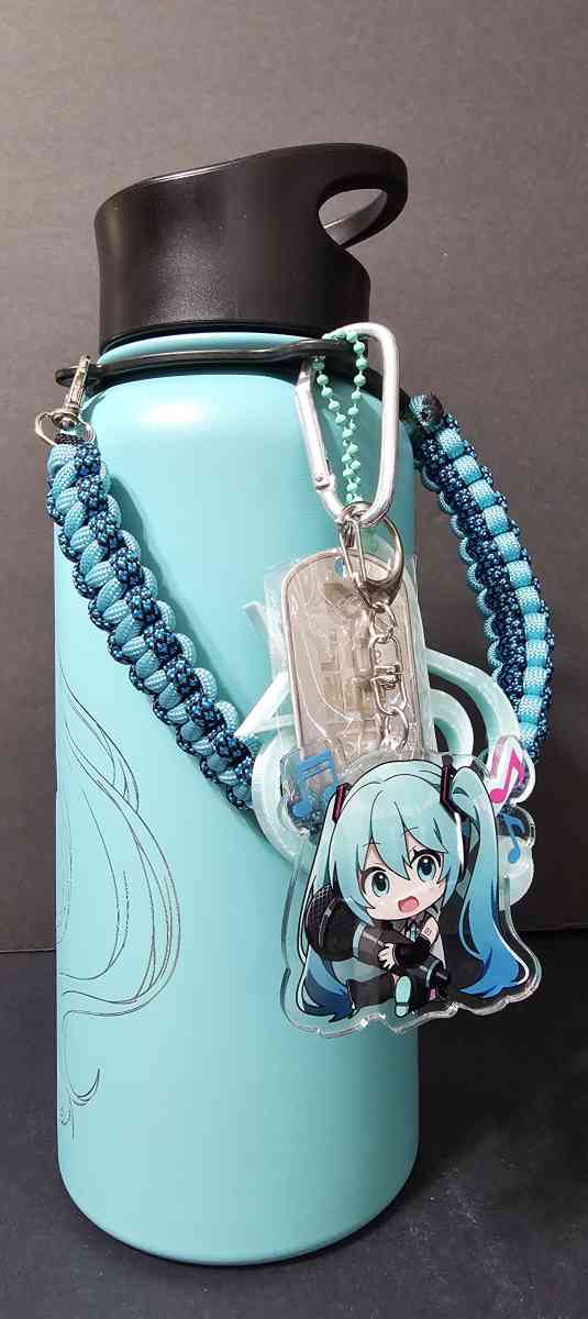 32oz new Laser Engraved Insulated Water Bottle Hatsune Miku - Las Vegas, Nevada - FleaMarketBay