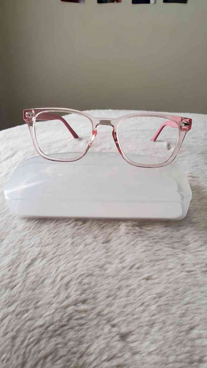 Clear Pink Prescription Glasses - Joliet, Illinois - FleaMarketBay