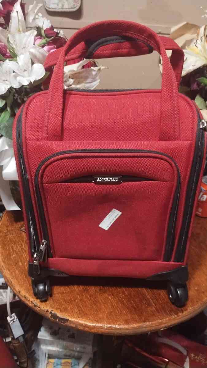 American tourist luggage Co