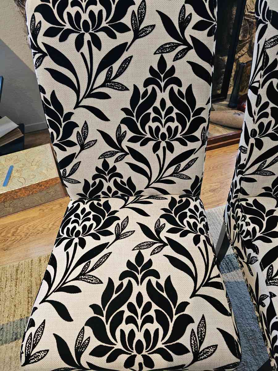 dining chairs - Petaluma, California - FleaMarketBay
