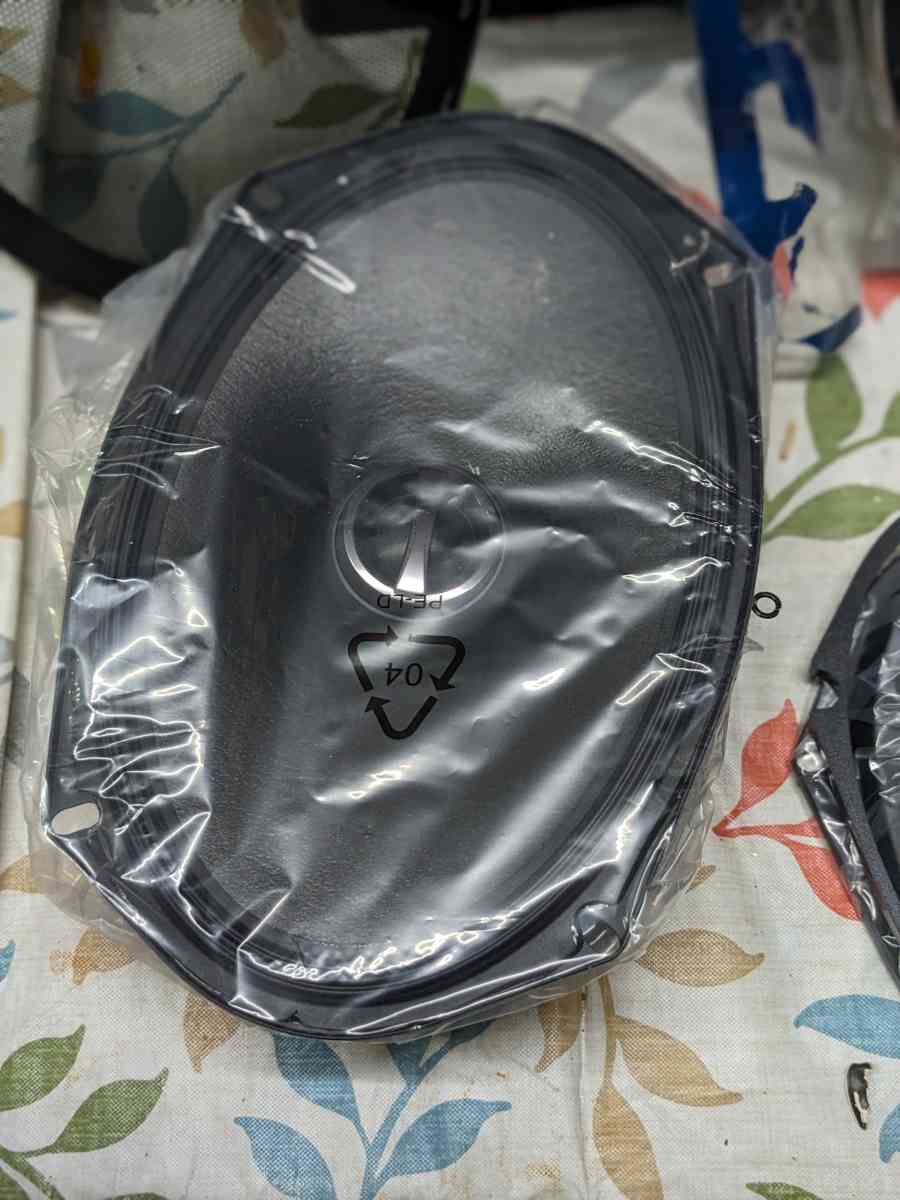 complete Alpine stero system with sub amp and install kit