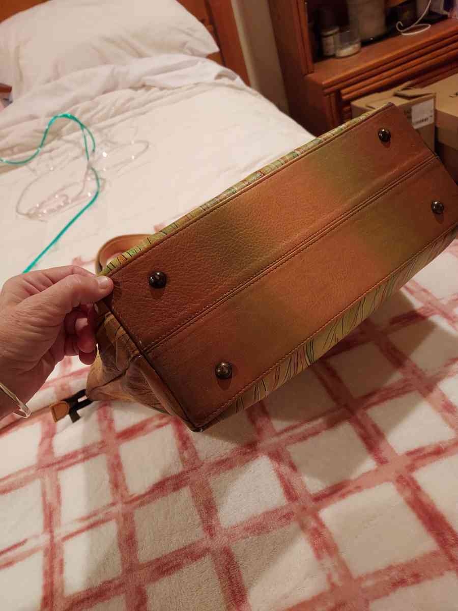 anuschska Large Purse  VINTAGEVAULT in nobhill Case 3 - Albuquerque, New Mexico - FleaMarketBay