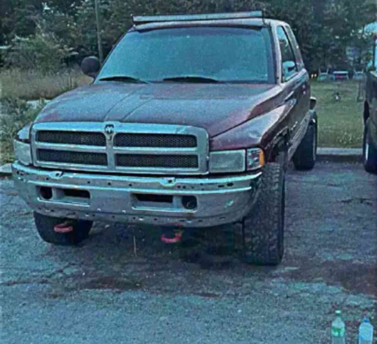 2000 dodge ram 1500 laramie