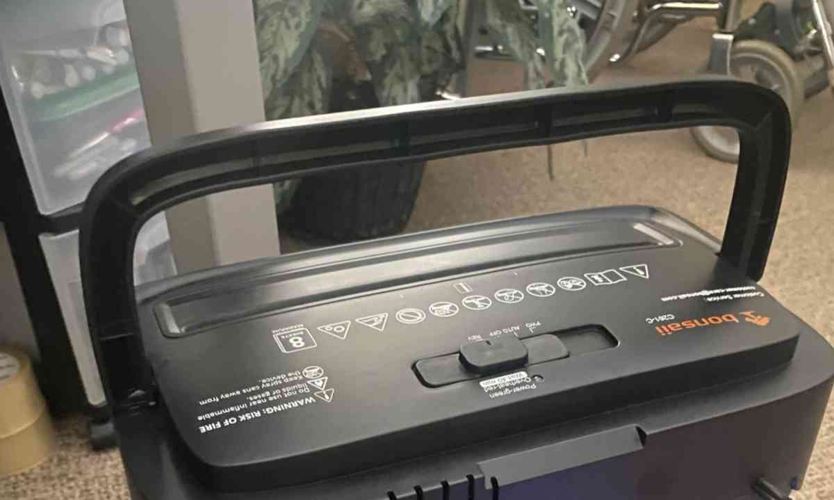 Paper Shredder Machine - Joliet, Illinois - FleaMarketBay