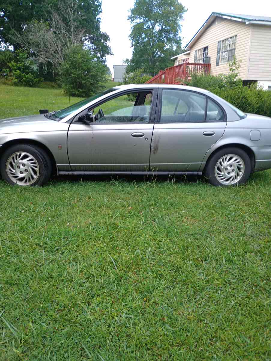 1998 Saturn sedan 4dr