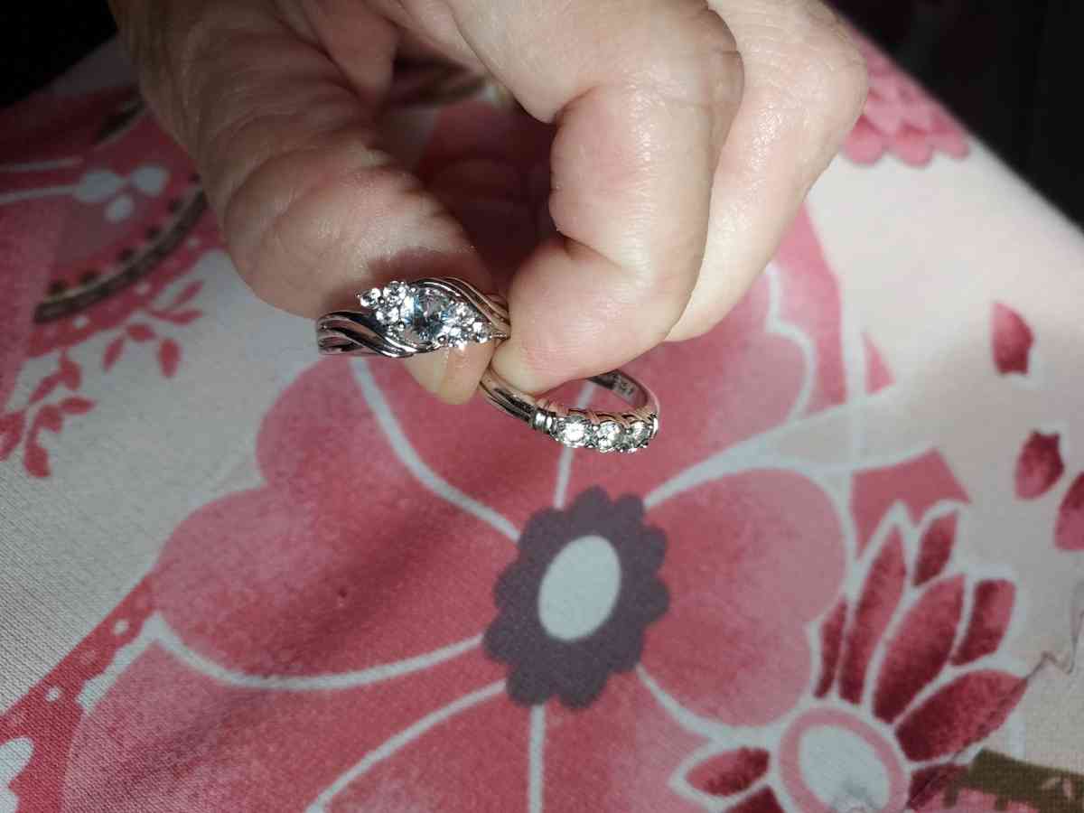 size 7 925 SILVER W  PERFECT CZ STONES  SET - Albuquerque, New Mexico - FleaMarketBay