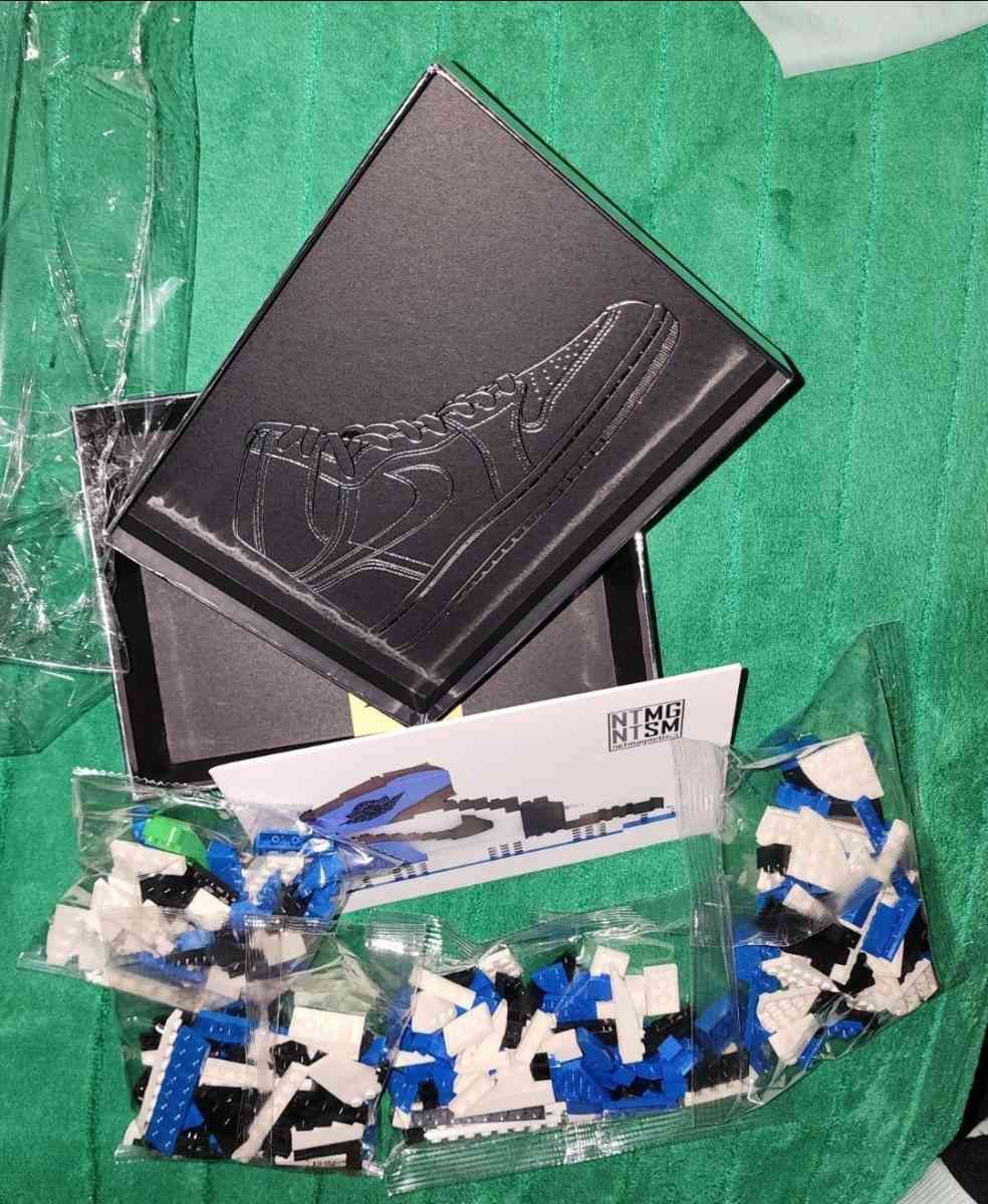 AJ1 Fragment Kick Bricks - Saint Louis, Missouri - FleaMarketBay