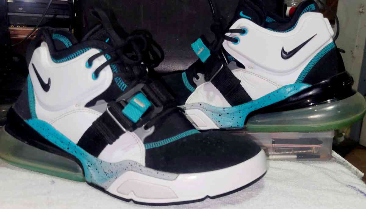 NIKE AIR FORCE 270 - Choctaw, Oklahoma - FleaMarketBay