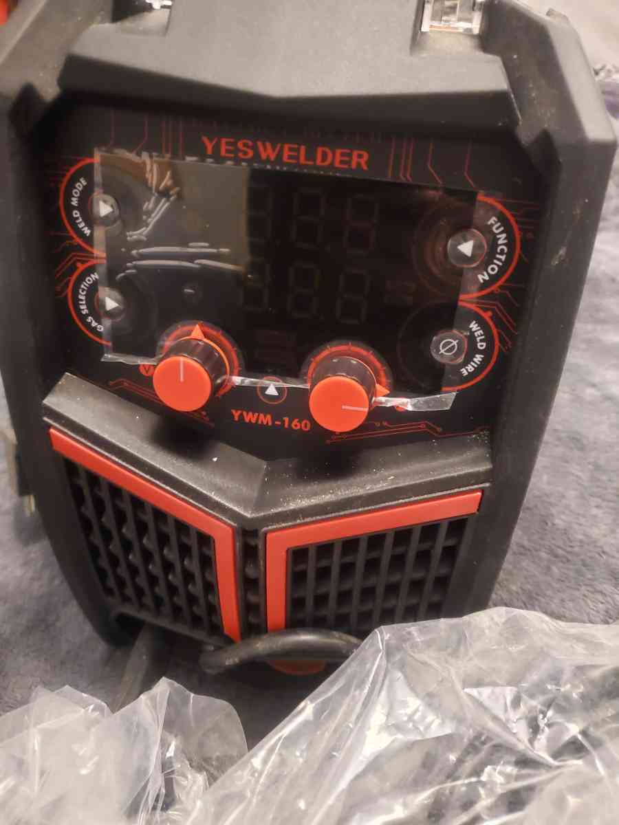 YesWelder with Helmet - Mesa, Arizona - FleaMarketBay