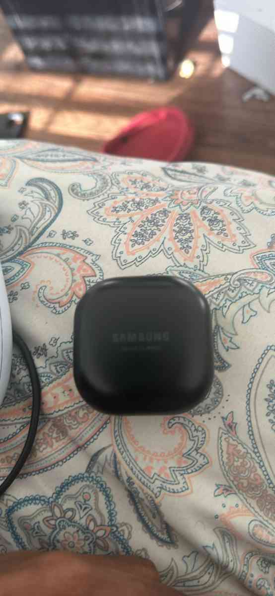 Samsung by AKG - Greenville, South Carolina - FleaMarketBay