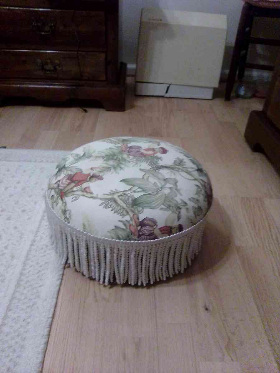African Themed Monkey  Ottoman - Summerville, South Carolina - FleaMarketBay