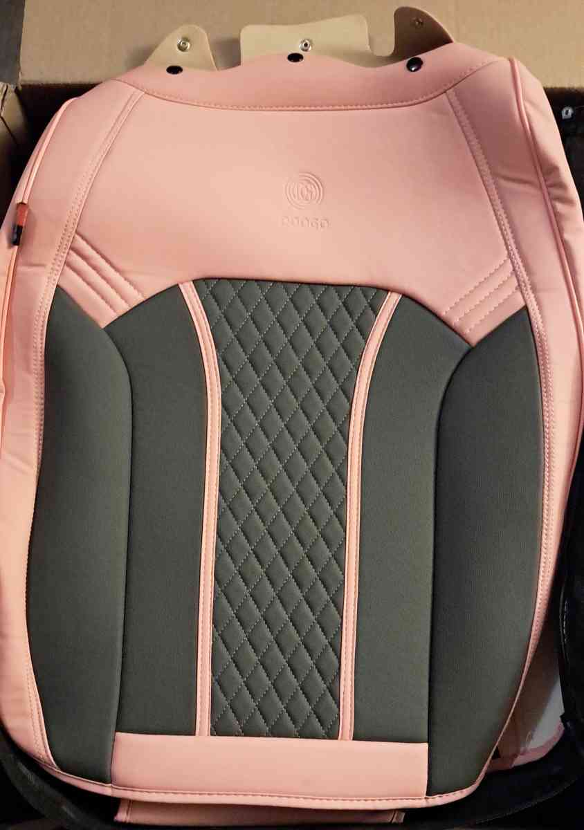 NWT BRAND NEW STILL IN ORIGINAL PACKAGING Doogo Seatcovers