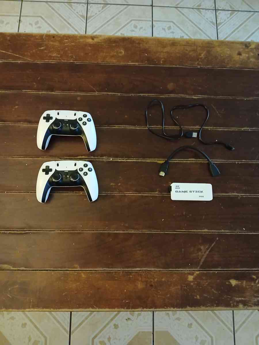 Gamers 3D Pro 2 4G Wireless TV Game Stick 4K 30000