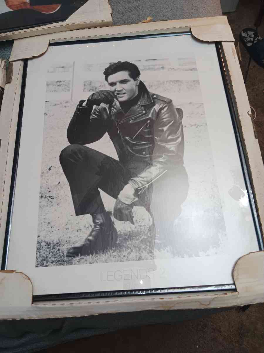 4 Elvis presley rare photos